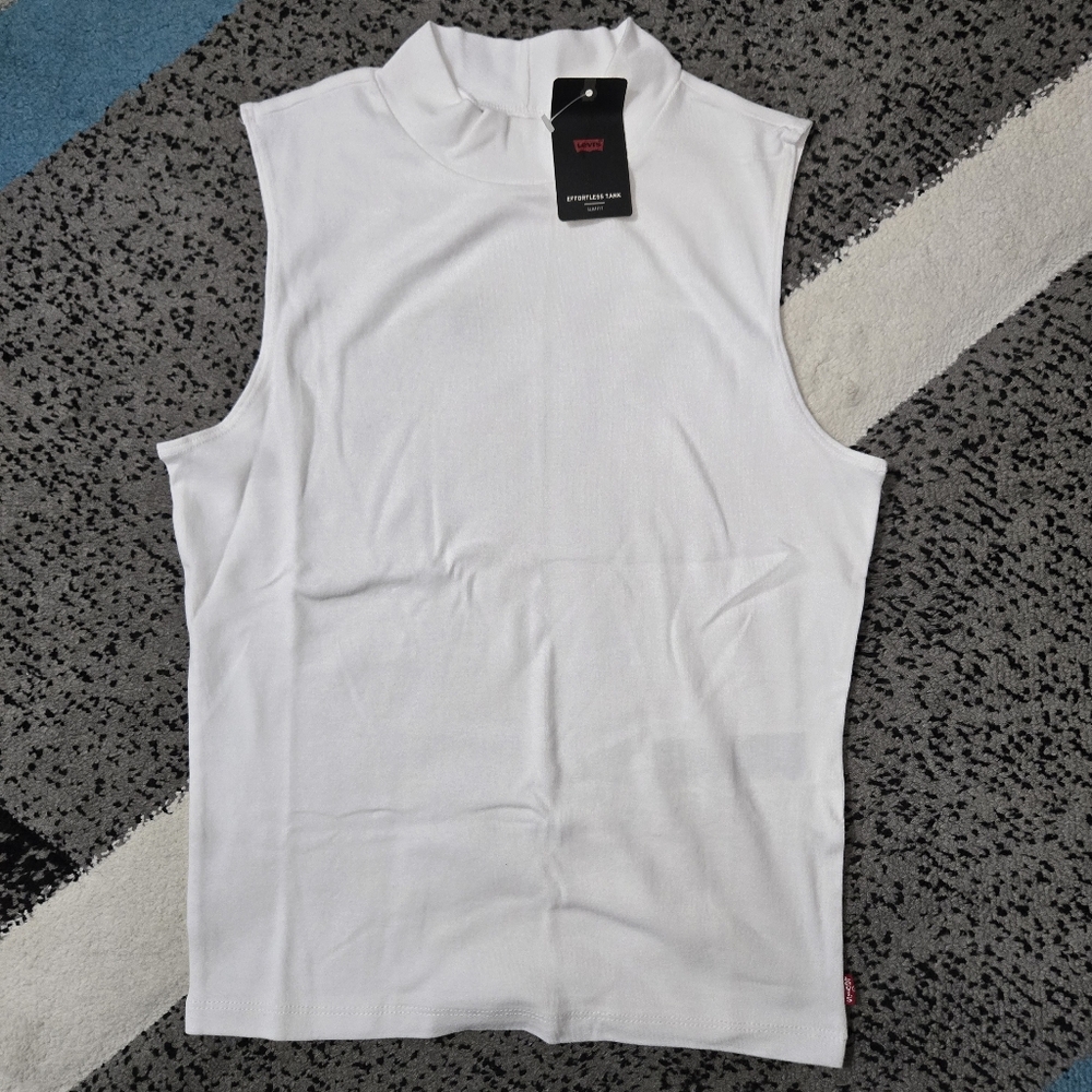 Levi's Effortless Tank, M, NWT